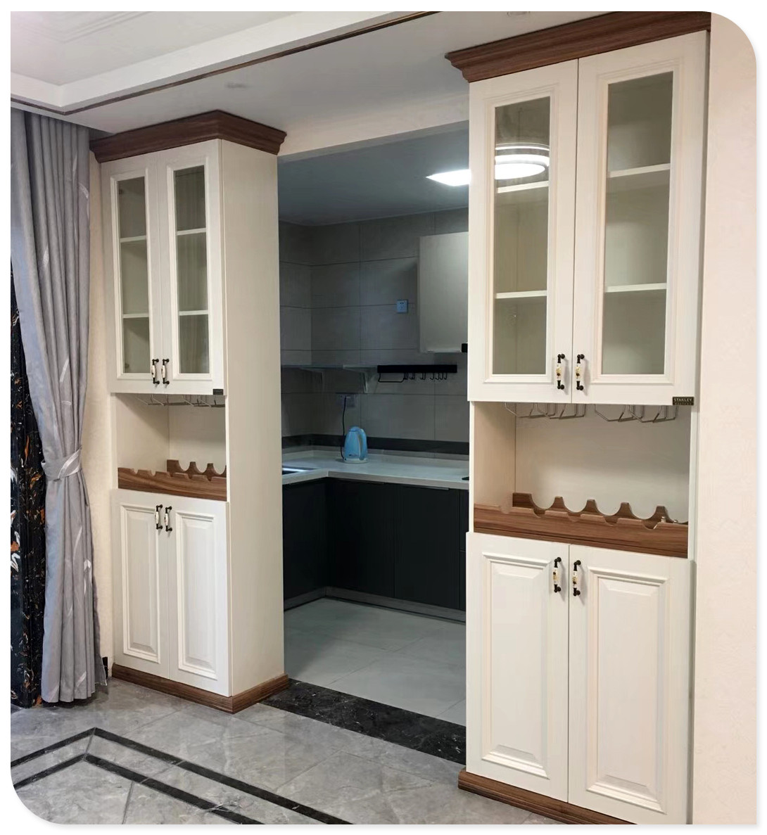 胡桃木色,一组很干净清新的家居配色案例-美国史丹利家居 史丹利衣 